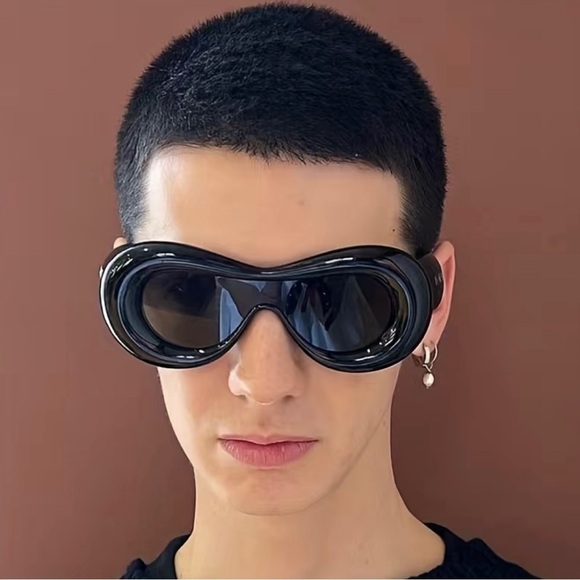 Hot! Black Goggle Fashion Sunglasses - Picture 3 of 3